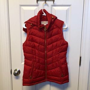 Red puffer vest - Michael Kors